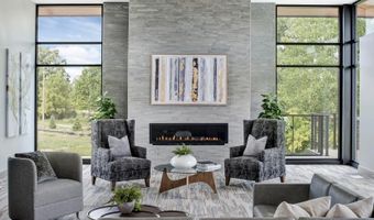 2856 RIDINGTON Rd, Ann Arbor, MI 48105