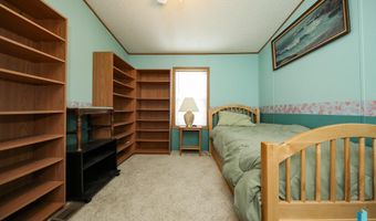 48175 Kim Cir, Brandon, SD 57005