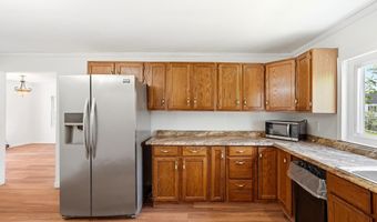 201 McComas Ave, Barboursville, WV 25504