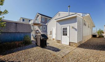 733 21st St, Avalon, NJ 08202