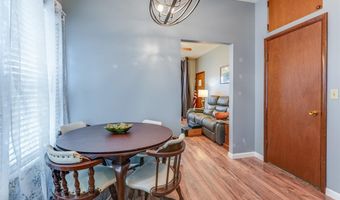 3425 Thomas Ave, Alton, IL 62002