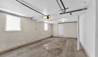 10 Seeley St, Danbury, CT 06810