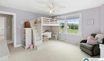 2458 Riverbend Rd, Allentown, PA 18103