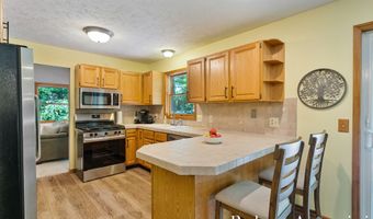 1016 MAPLE HILL Ave SE, Ada, MI 49301