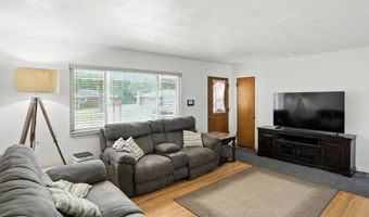 8219 Bishops Ln, Indianapolis, IN 46217