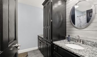 10700 SE Crabapple Rd, Agency, MO 64401