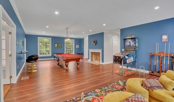 152 Cheney Ln, Coventry, CT 06238