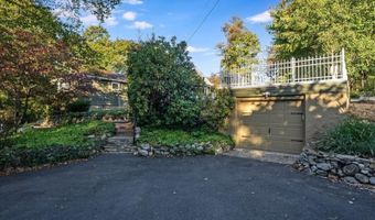 107 Overlook Rd, Andover, NJ 07860