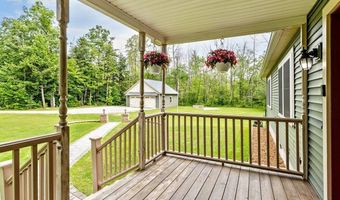 216 Wood Ln, Alburgh, VT 05440