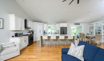 14 Valley Brook Rd, Barnstable, MA 02632
