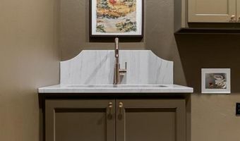 7940 Stagecoach Cir, Arcadia, OK 73007