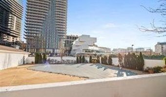 1530 KEY Blvd 326, Arlington, VA 22209