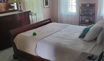 6 Streamview Dr, Cumberland, RI 02864