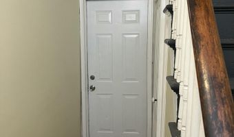 52 Irving St, Albany, NY 12202