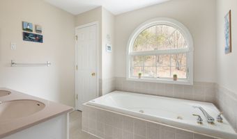 82 Valley Rd, Cornwall, CT 06796