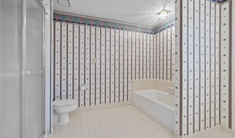 2501 Pine Cove Dr, Tucker, GA 30084