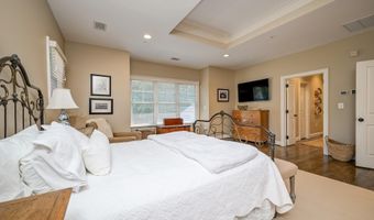 7505 MARBURY Rd, Bethesda, MD 20817