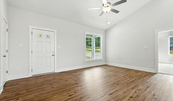 3898 Horseshoe Rd, Appomattox, VA 24522