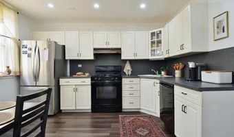 22 E 44TH St, Bayonne, NJ 07002