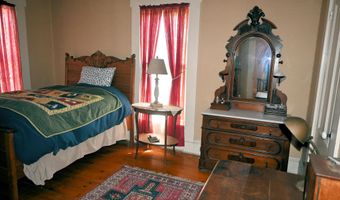 151 Kenduskeag Ave, Bangor, ME 04401