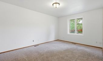 4411 Bobcat St, Casper, WY 82604