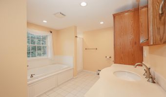 55 Holbrook Hill Rd, Bedford, NH 03110