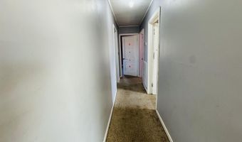 1303 Highpoint Rd, Albertville, AL 35950