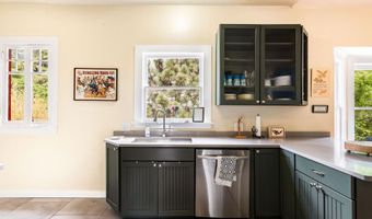 304 CURVE St, Bisbee, AZ 85603