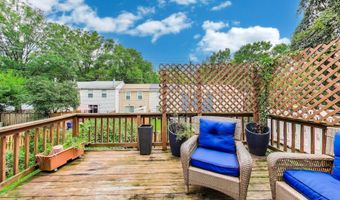 16420 PENNSBURY Dr, Bowie, MD 20716