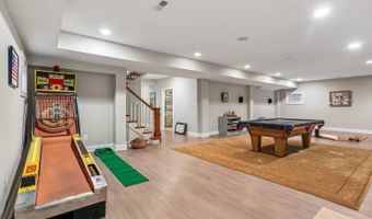 5114 WESSLING Ln, Bethesda, MD 20814