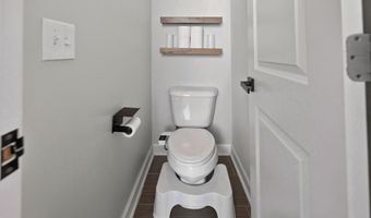 13 Darby Ln, Adairsville, GA 30103
