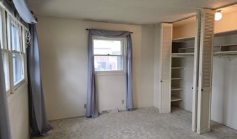 3521 Navarre Rd, Casper, WY 82604