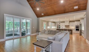 1199 Pawnee Dr, Lincolnton, GA 30817