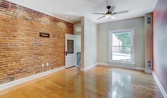 806 S CLINTON St, Baltimore, MD 21224