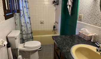16 Washington St, Brattleboro, VT 05301