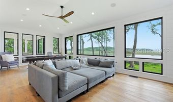 82 Plantation House Dr, Bluffton, SC 29910