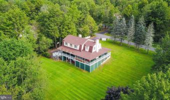 141 EMBILL Dr, Blakeslee, PA 18610
