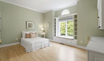 30 Daniel Trce, Burlington, CT 06013