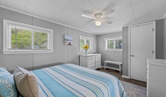 66 E North Shore Ln, Arapahoe, NC 28510