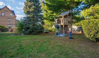 15 Wheeler Ave, Cranston, RI 02905