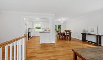 3 Bayberry Dr, Brookfield, CT 06804