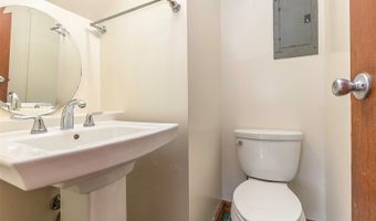 98-310 Kamehameha Hwy 226, Aiea, HI 96701