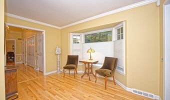 10 Birch Hill Rd, Albany, NY 12211