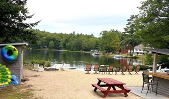 93 E Huntress Pond Rd, Barnstead, NH 03225