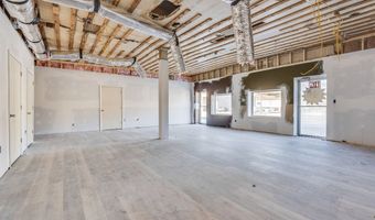 560 W Main St, Abingdon, VA 24210