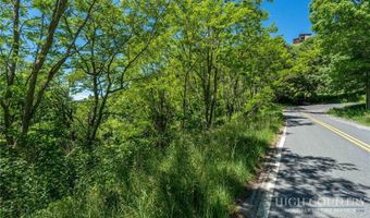 455 Shawnee Rd, Banner Elk, NC 28604