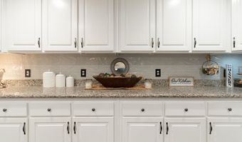 6263 Old River Rd, Baker, FL 32531