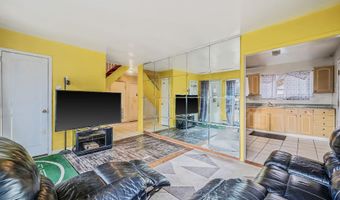 38 Somerset Rd E, Amityville, NY 11701