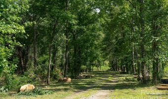 182 Victoria Hill Dr 3, Arden, NC 28704