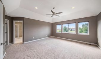 864 Gallery Ln, Ann Arbor, MI 48103